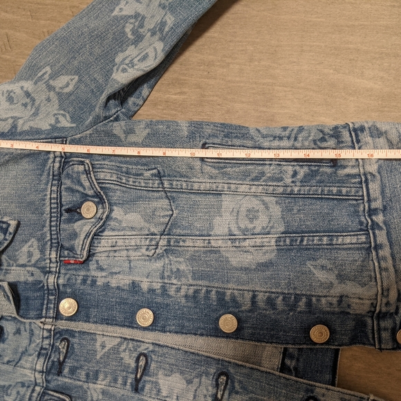Levis Denim Jacket with Rose/Floral Print - Size XS - Picture 6 of 7